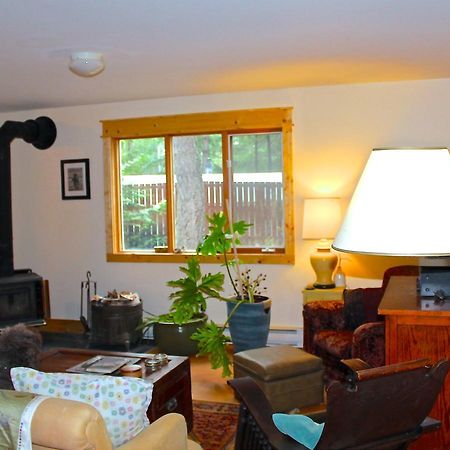 The Perch On Gabriola Bed & Breakfast Luaran gambar